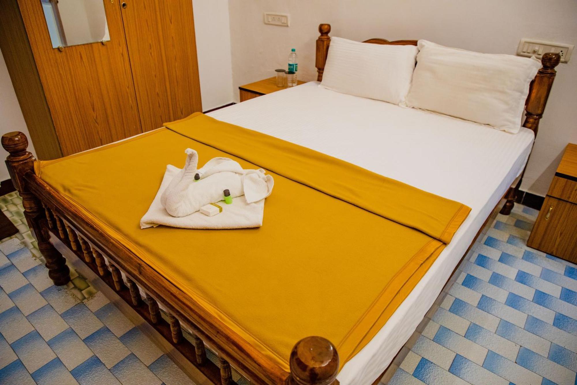 Hotel Maison Blanche Near Rock Beach à Pondichéry Extérieur photo