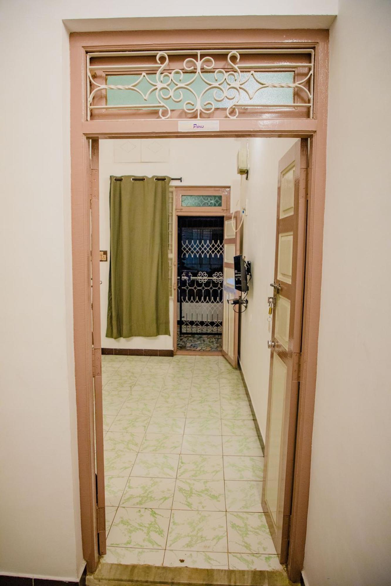 Hotel Maison Blanche Near Rock Beach à Pondichéry Extérieur photo