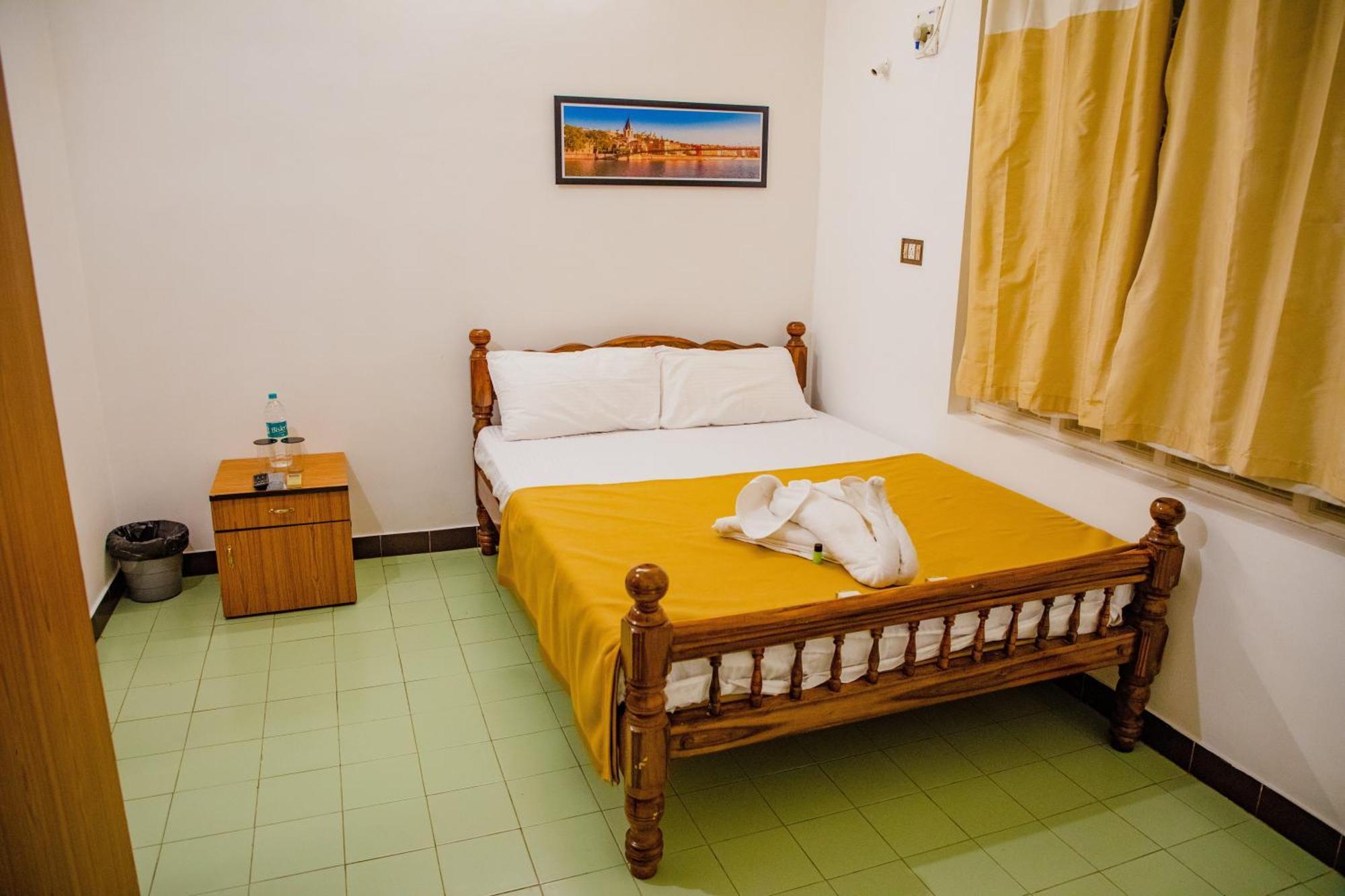 Hotel Maison Blanche Near Rock Beach à Pondichéry Extérieur photo