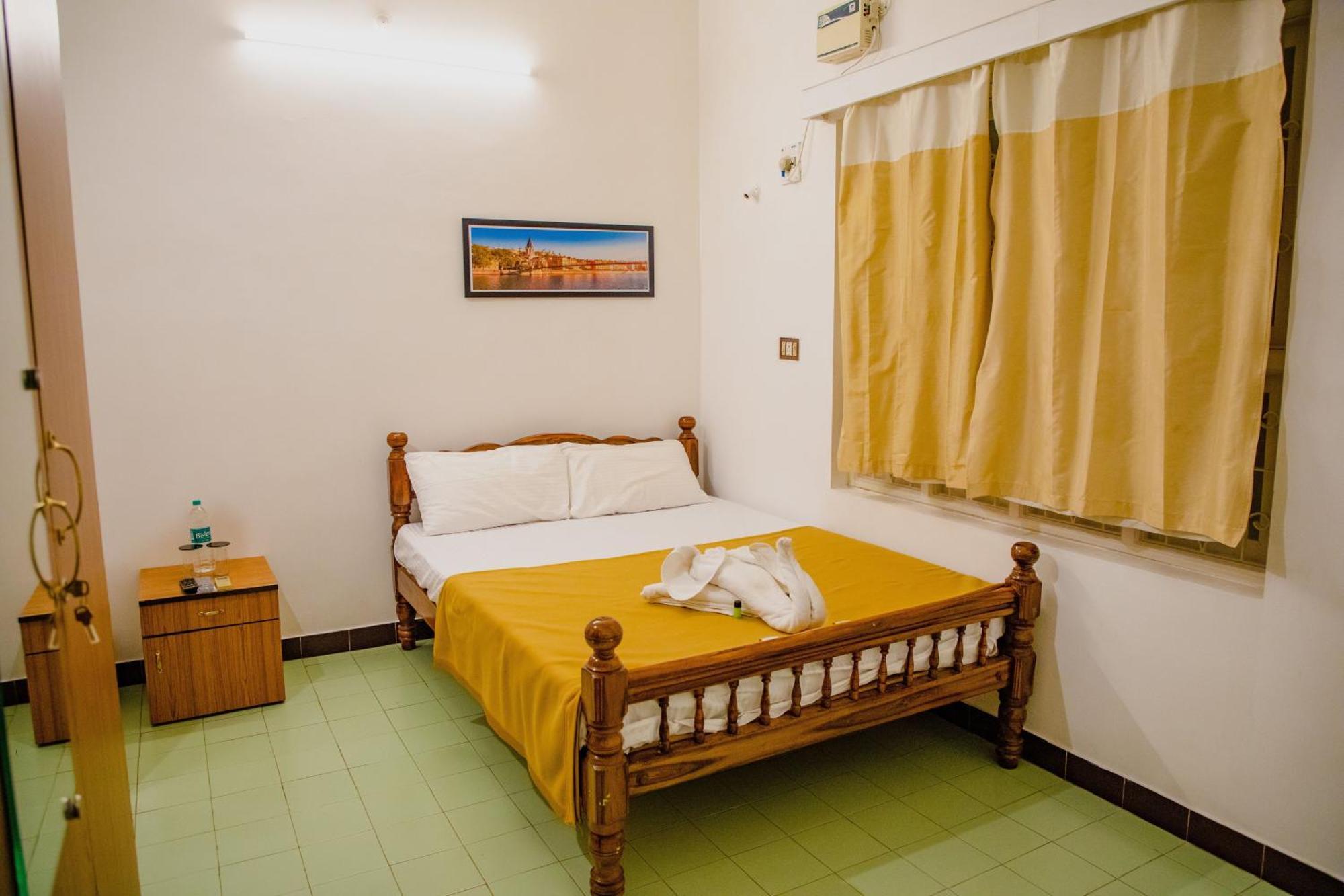 Hotel Maison Blanche Near Rock Beach à Pondichéry Extérieur photo