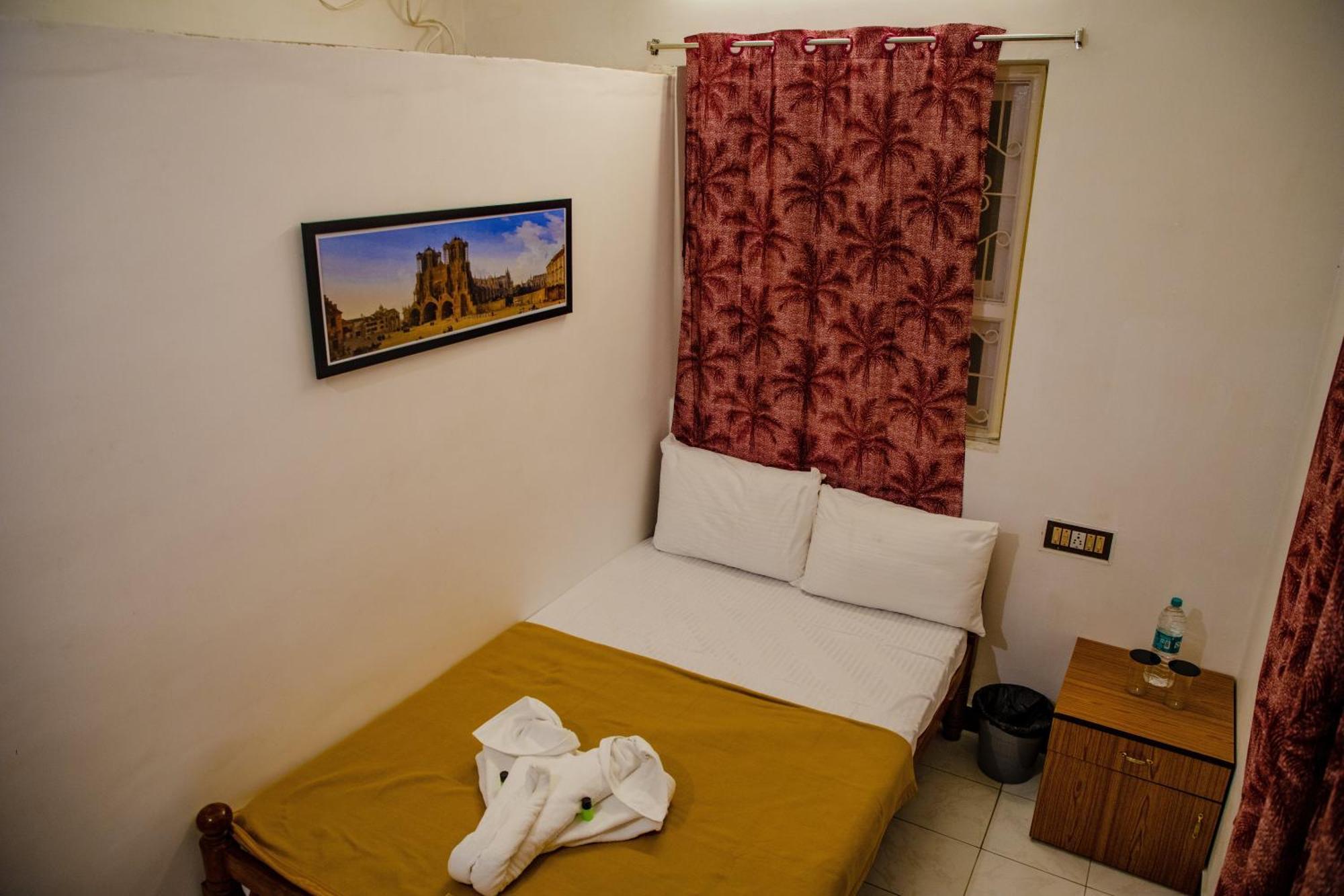 Hotel Maison Blanche Near Rock Beach à Pondichéry Extérieur photo
